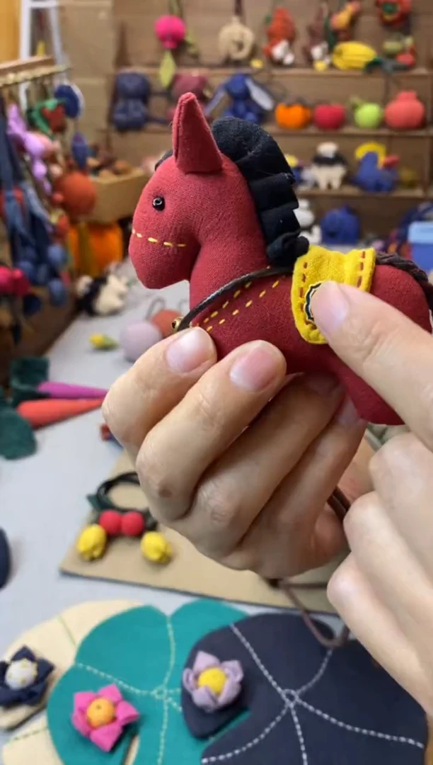 布艺小马（红马）饰品