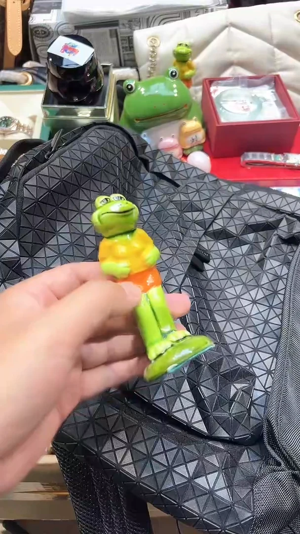 .全球寻宝高端瓷儿