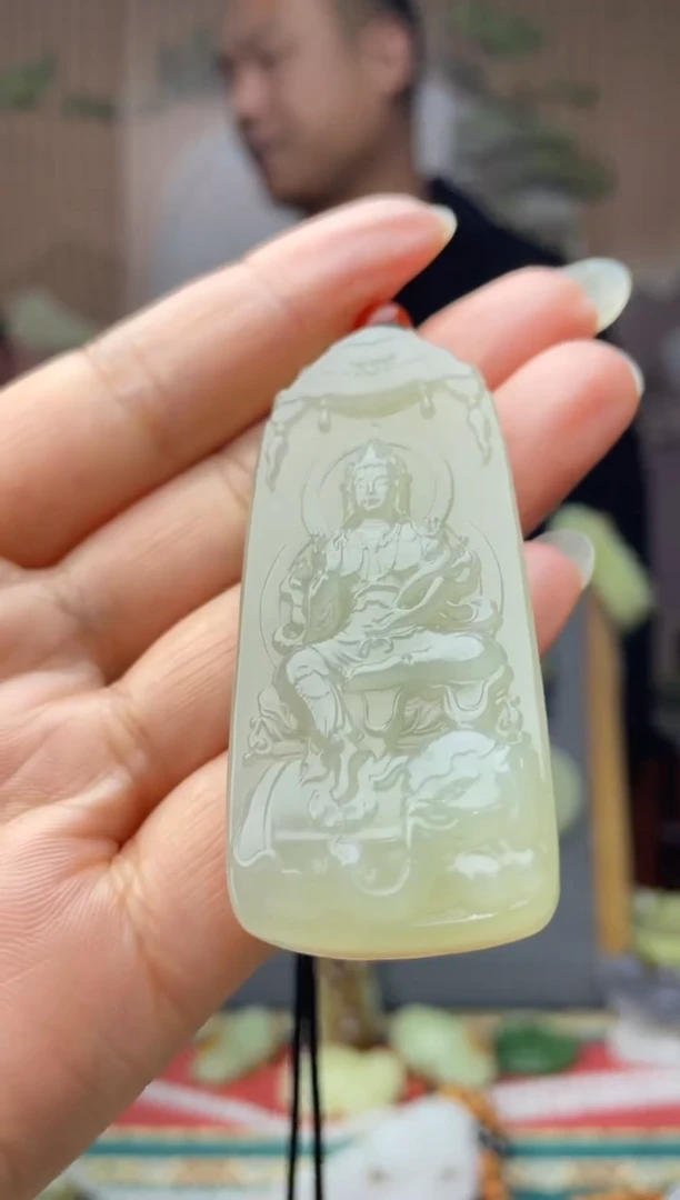 颈饰未镶嵌和田玉拍一发一