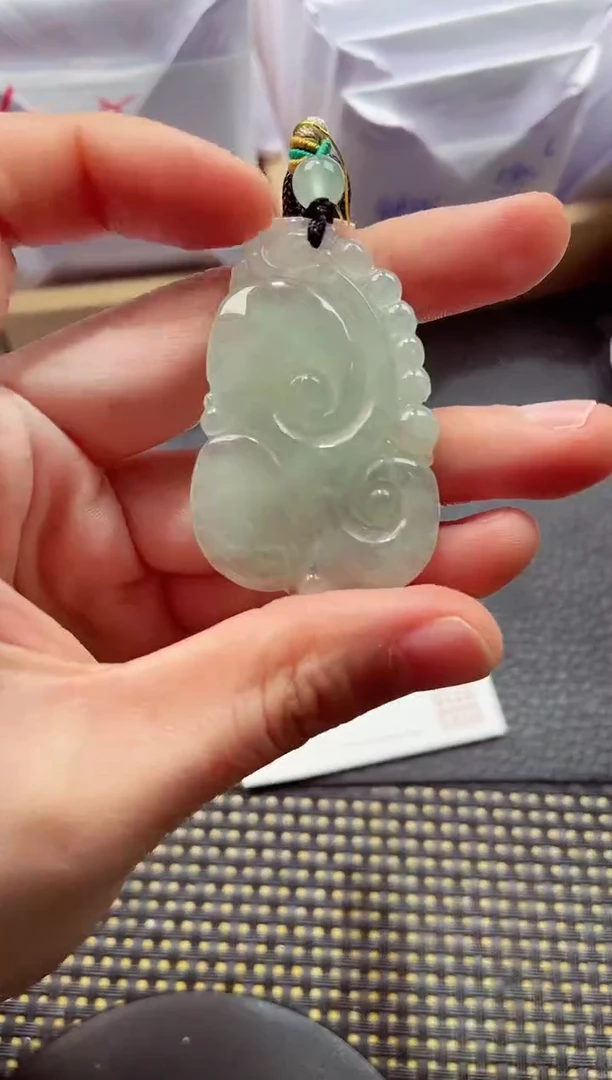 颈饰未镶嵌翡翠000111