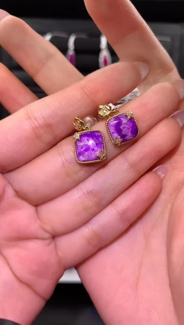 【闪购商品】苏纪石（舒俱来）.18K金镶嵌舒俱来耳饰