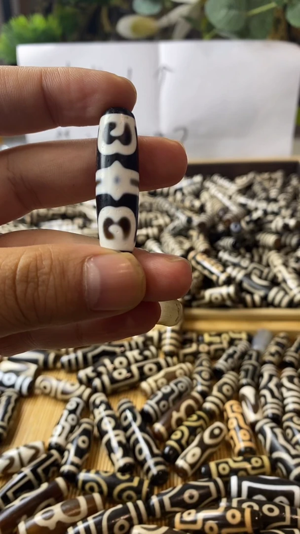 玛瑙/玉髓散珠天****生天珠
