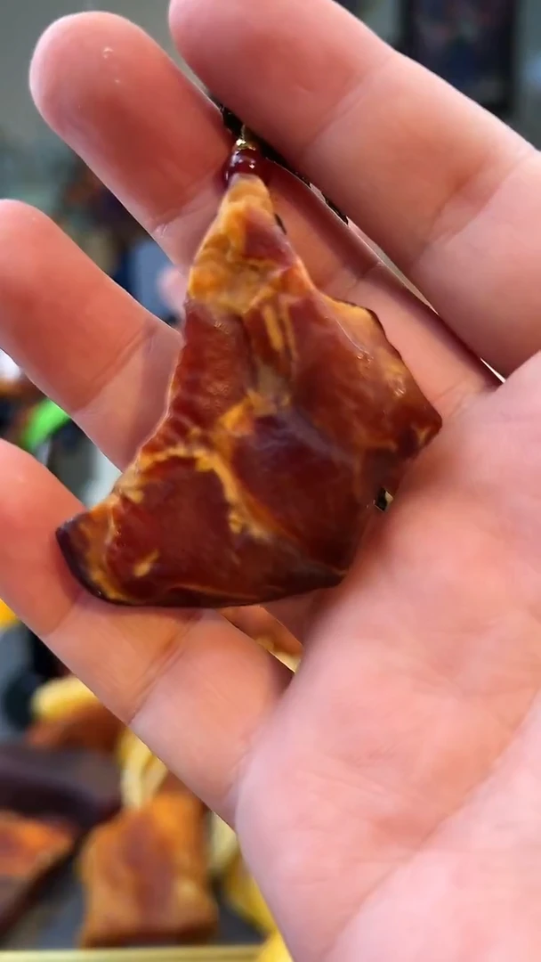 琥珀颈饰未镶嵌吊坠