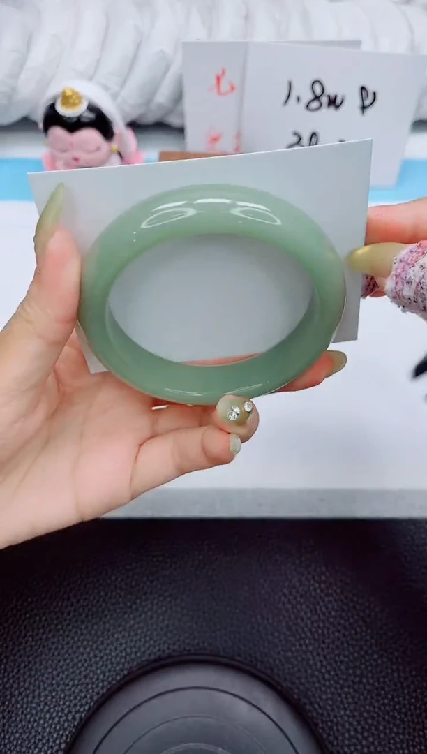 未镶嵌手镯石英质玉233-59.8