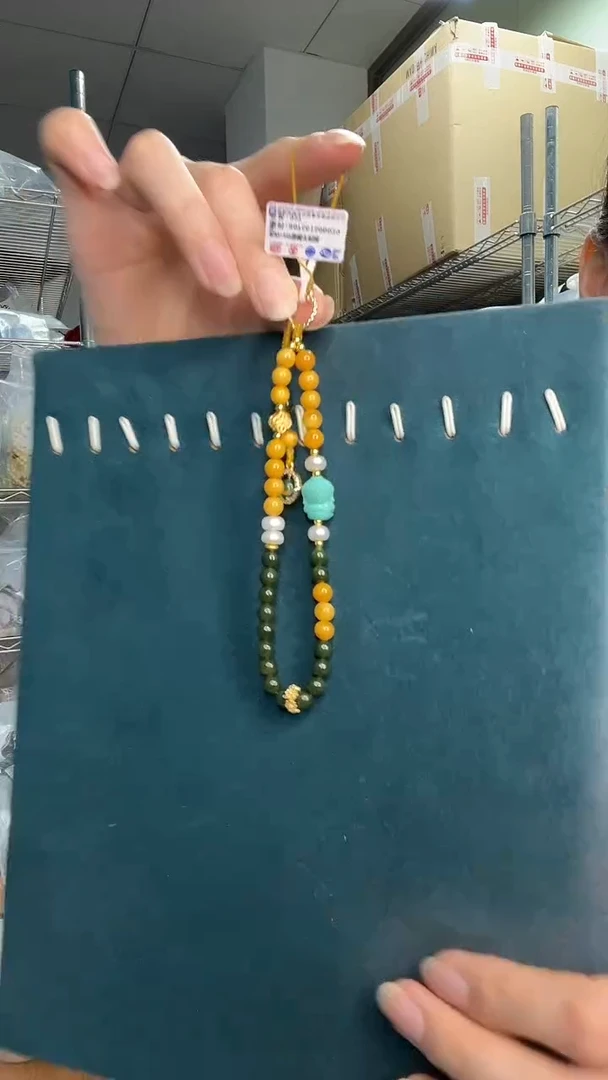 未镶嵌琥珀裸石H1567天然蜜蜡