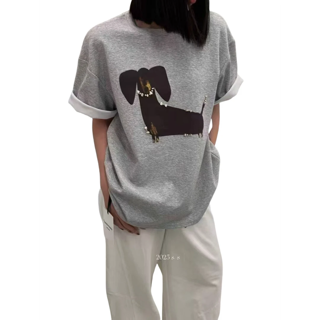 可可儿大码女装欧货高级感重工镶钻时尚腊肠狗宽松T恤短袖上衣