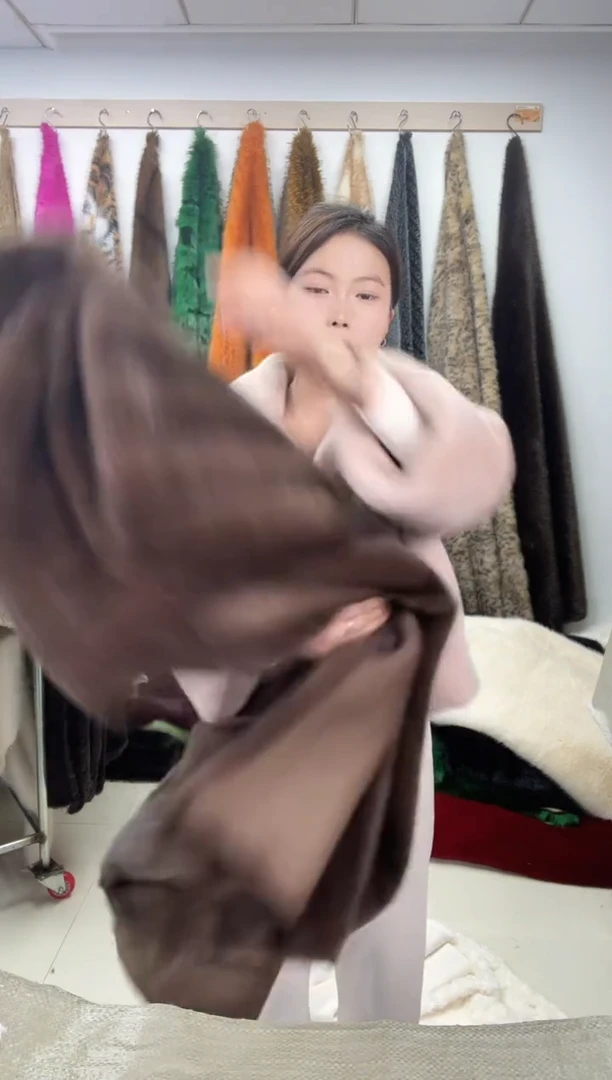狐狸毛D897，尺寸1.8*1
