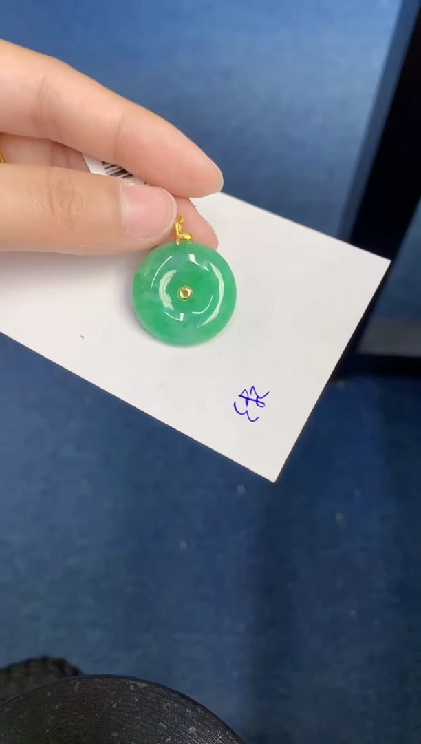 【闪购商品】翡翠颈饰18K金镶嵌000000000