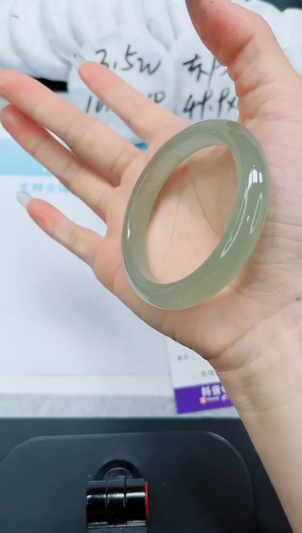 石英质玉手镯未镶嵌650-53.3