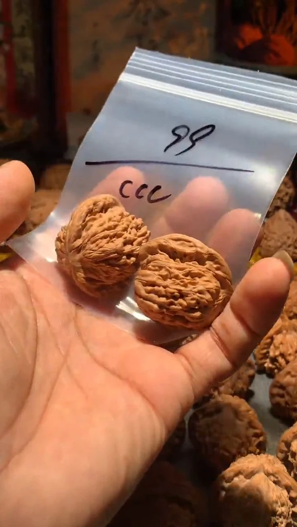 把件桃核c**.丰泰文玩  山西汉高楼楼 38 尺寸
