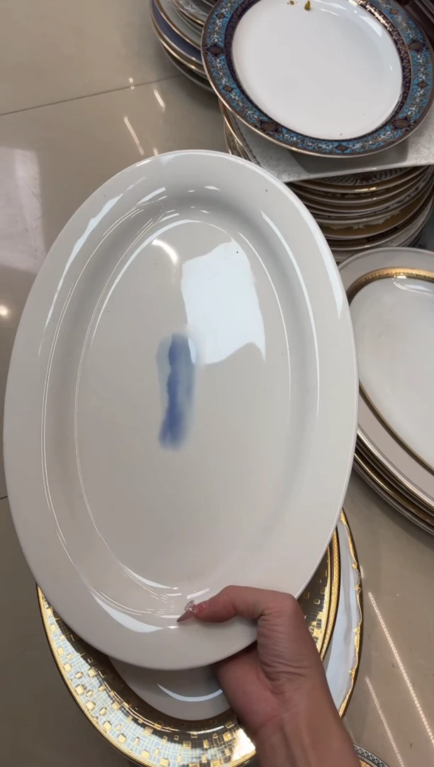 【闪购商品】瓷片12英寸鱼盘福利价微瑕