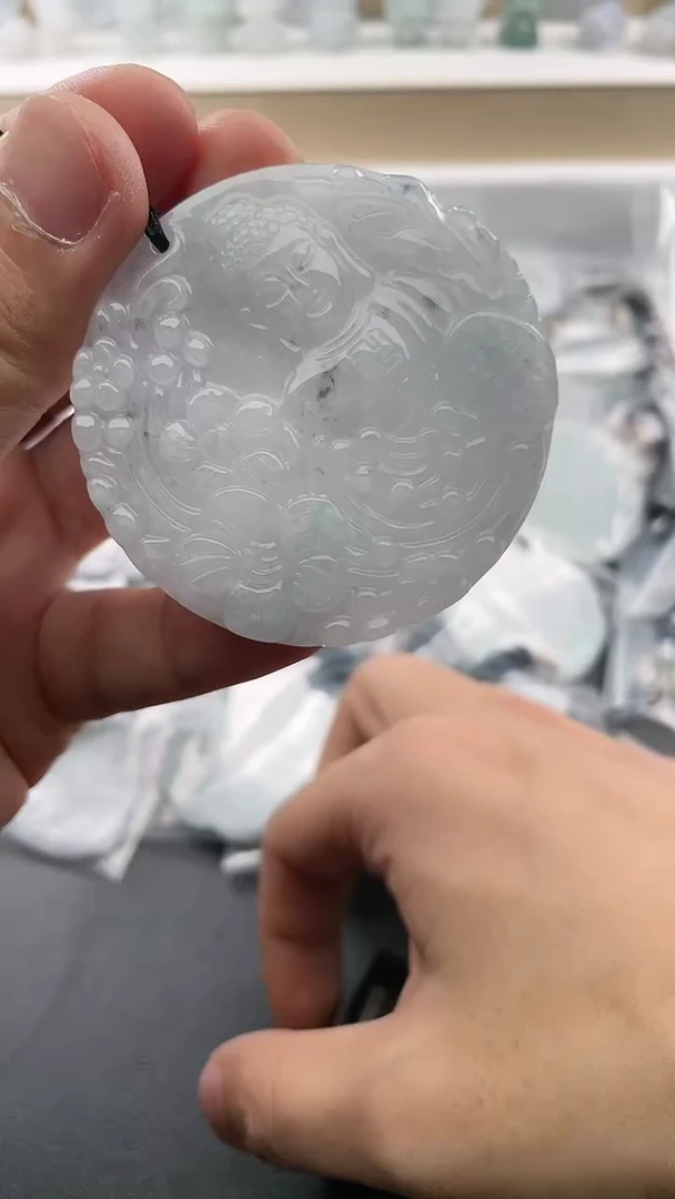 翡翠未镶嵌颈饰..../7/12/ 140