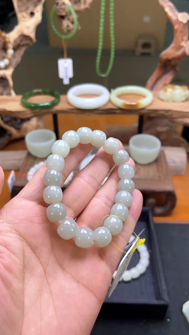 未镶嵌手串和田玉卡12+且末吐拉牧场老型