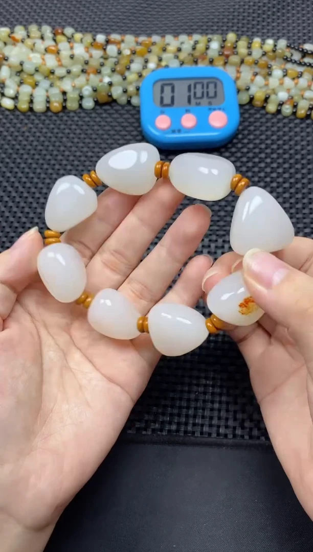 手链未镶嵌和田玉用****0和田玉手串