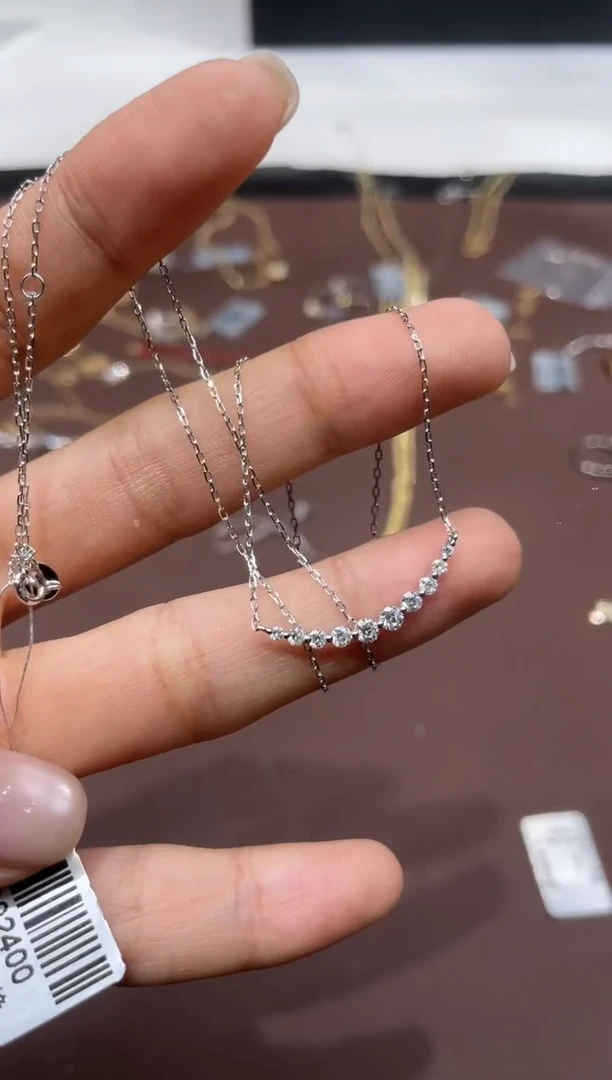 项链18K金镶嵌钻石TA0712-1204-725