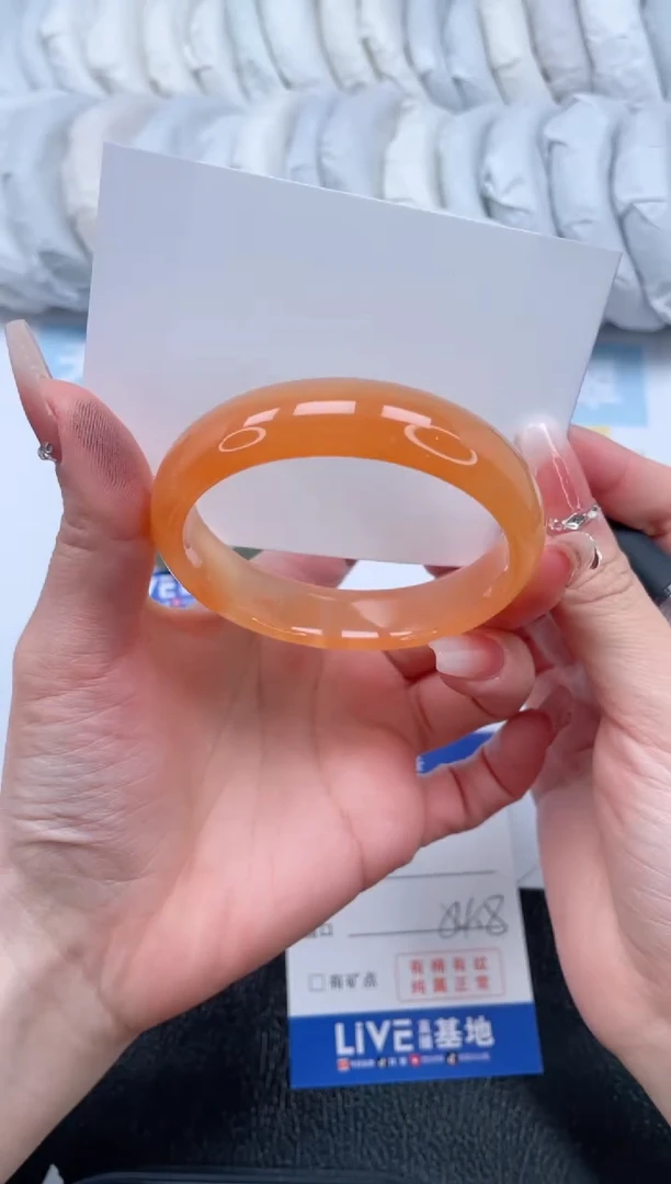 【闪购商品】石英质玉手镯未镶嵌T293-54.8