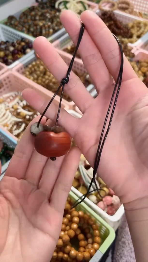 【闪购商品】非洲紫檀（红花梨）手串/手链柿子毛衣链