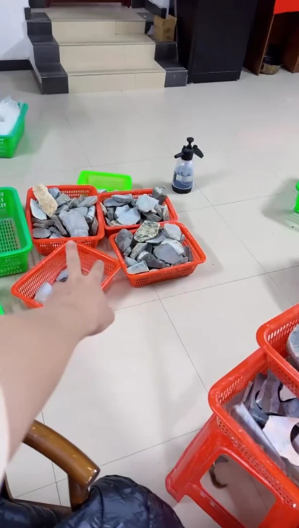 【闪购商品】翡翠挂件未镶嵌10块1个翡翠