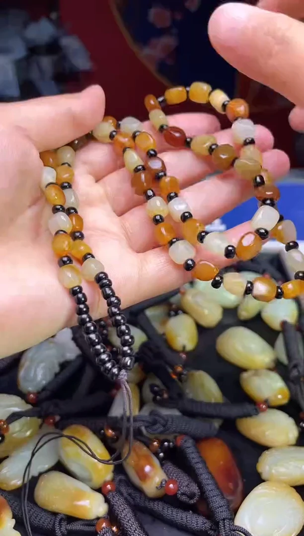 颈饰未镶嵌和田玉123