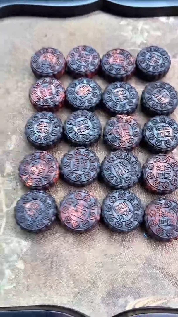 降真香吊坠小****?熟结金丝蜜结1.5单圈