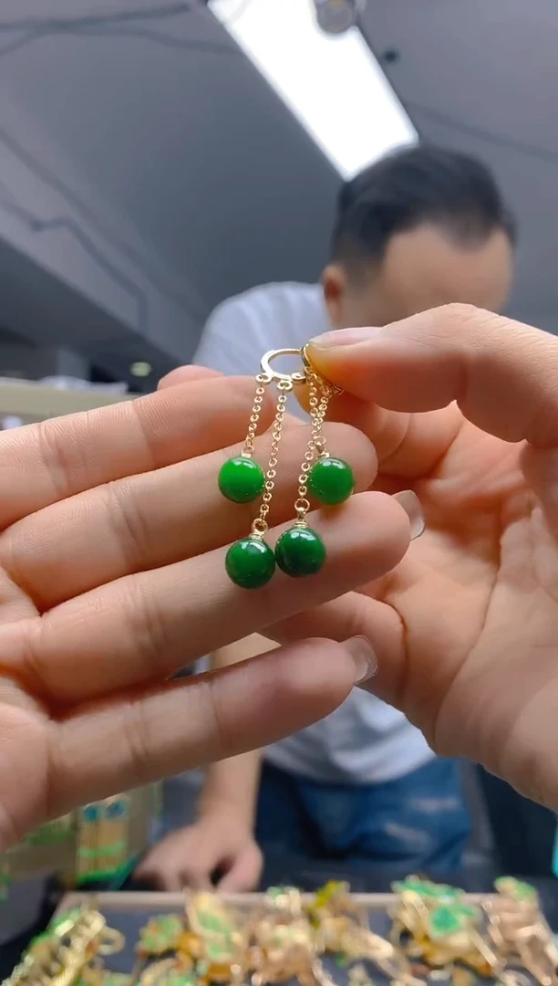 【闪购商品】翡翠耳饰合金030翡翠耳包