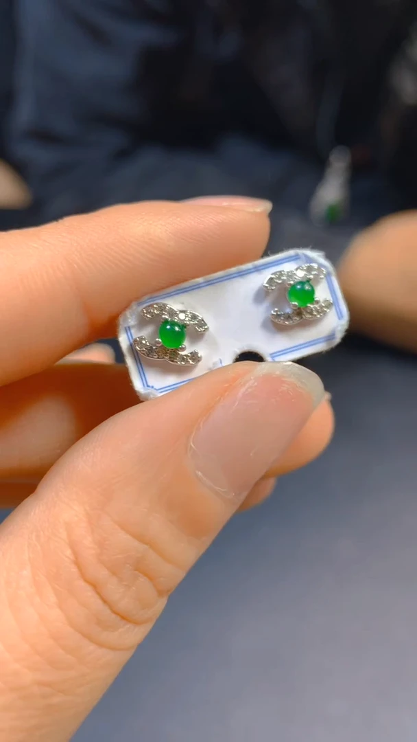 【闪购商品】翡翠耳饰未镶嵌0833628376多样性发一