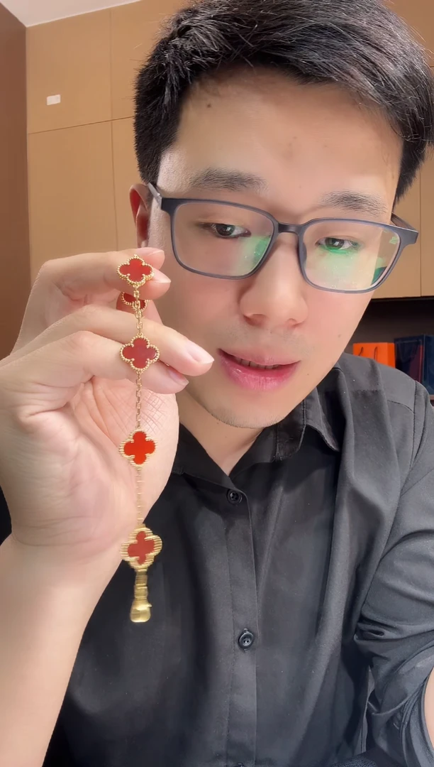 【闪购商品】玛瑙/玉髓手链18K金镶嵌红色k黄，五花手链GHJ