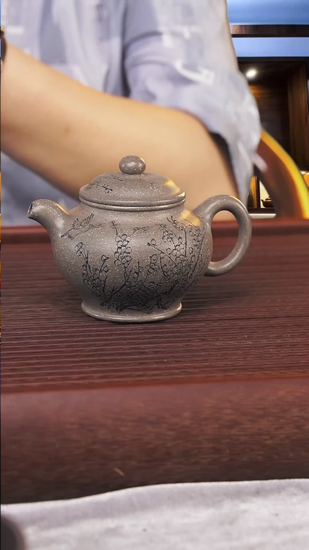 茶壶紫砂220cc青段顾氏手工紫砂