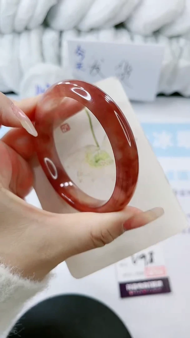 【闪购商品】石英质玉手镯合金多样性发货V98