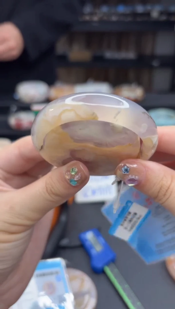 【闪购商品】石英质玉手镯未镶嵌572（51圈赠送镯心）