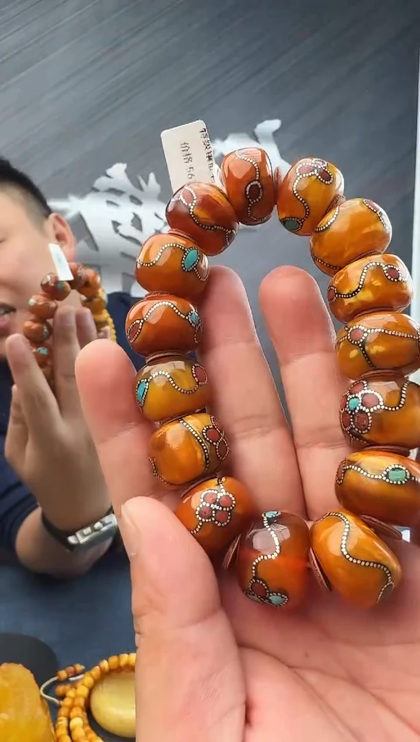 蜜蜡未镶嵌珠宝奇石假一罚十特级 71，多样性发其一