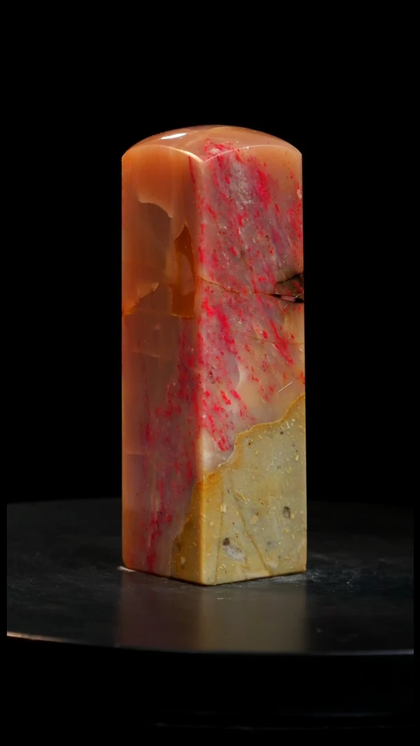 昌化石黄冻鸡血石