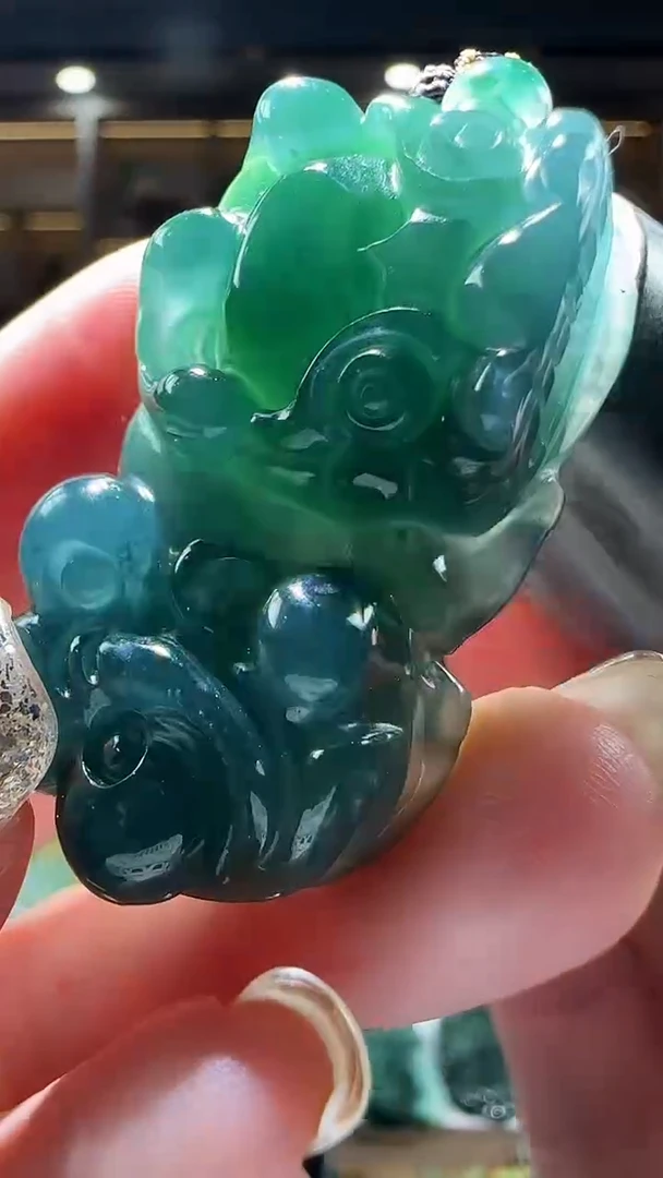 颈饰未镶嵌翡翠多样性发其一