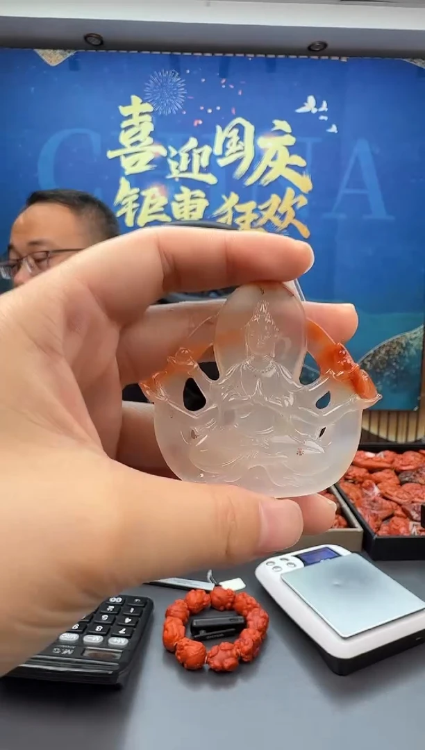 未镶嵌雕刻南红玛瑙028ZB0925产品一个