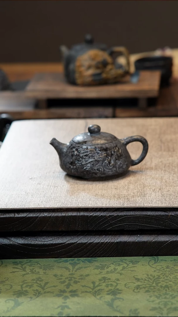 中式庄惠东老师作品冰碛岩重工雕刻双龙石瓢壶