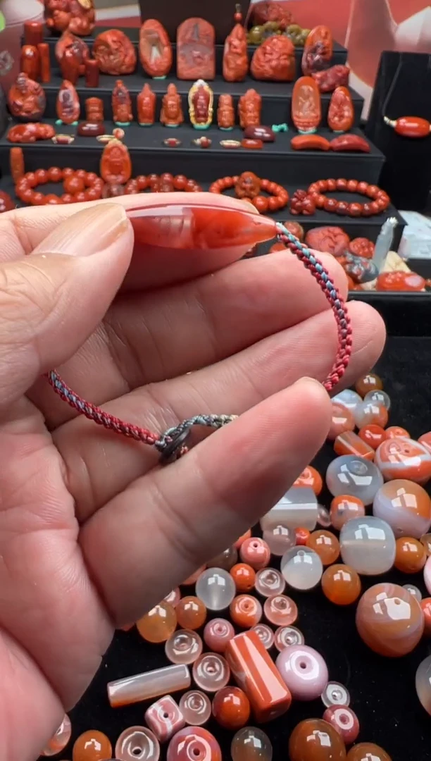 未镶嵌手链南红玛瑙快**霞手串