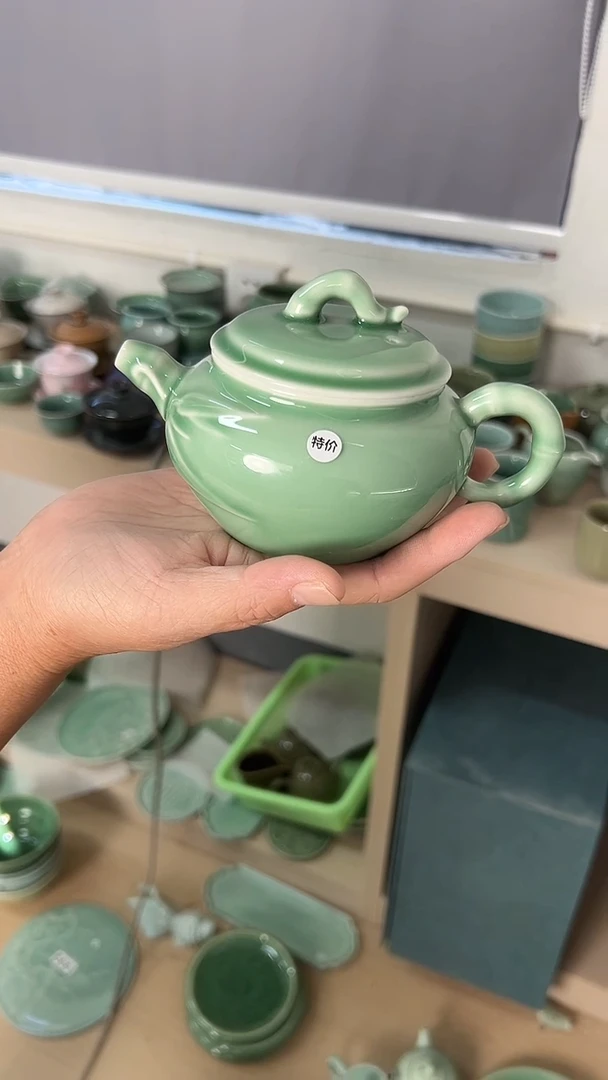 龙泉云间青瓷小米茶器