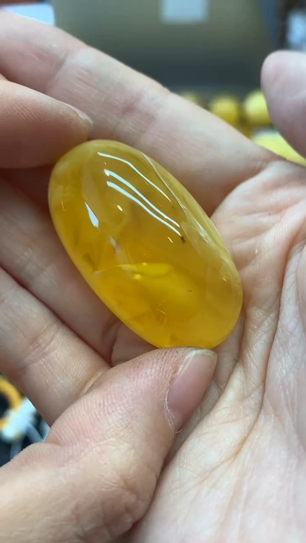 未镶嵌琥珀珠宝奇石861