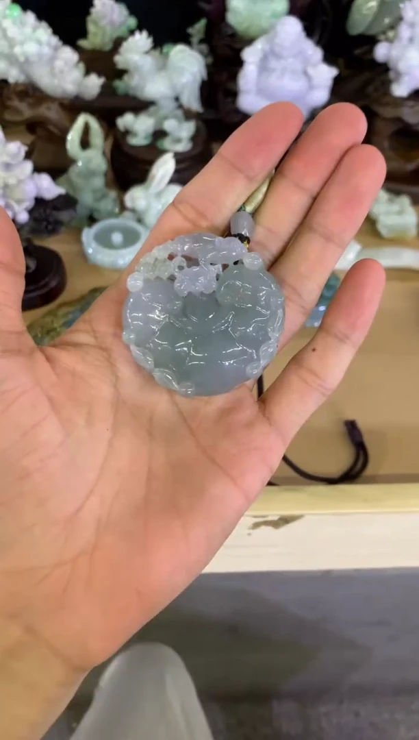 翡翠挂件未镶嵌用****3翡翠摆件