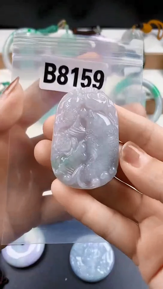 颈饰未镶嵌翡翠?****务天然翡翠吊坠挂件