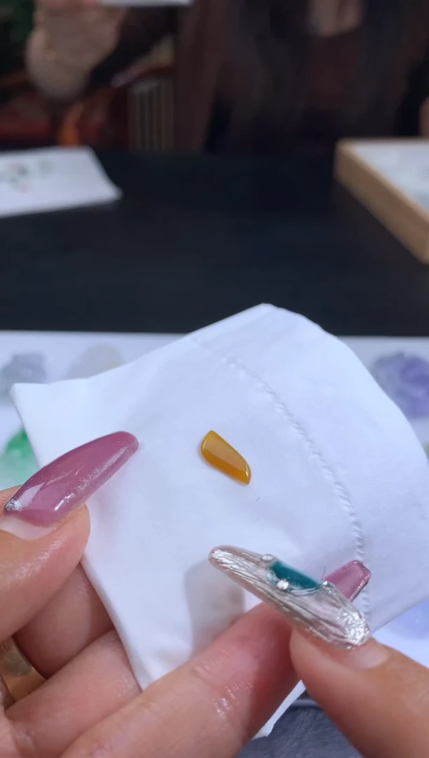 未镶嵌定制翡翠手****0翡翠