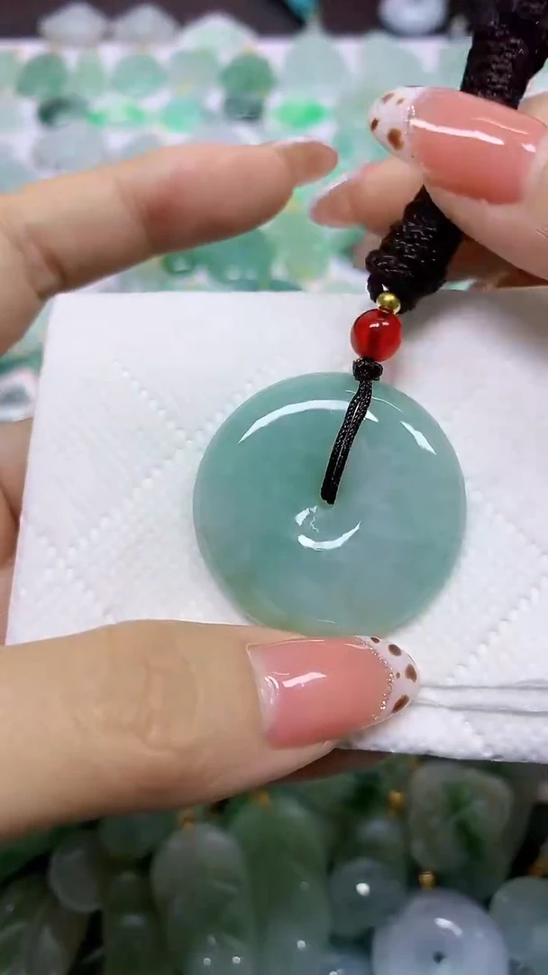 颈饰未镶嵌翡翠天然翡翠A货