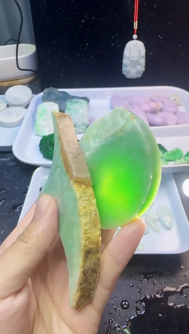 颈饰未镶嵌翡翠002天然A货翡翠