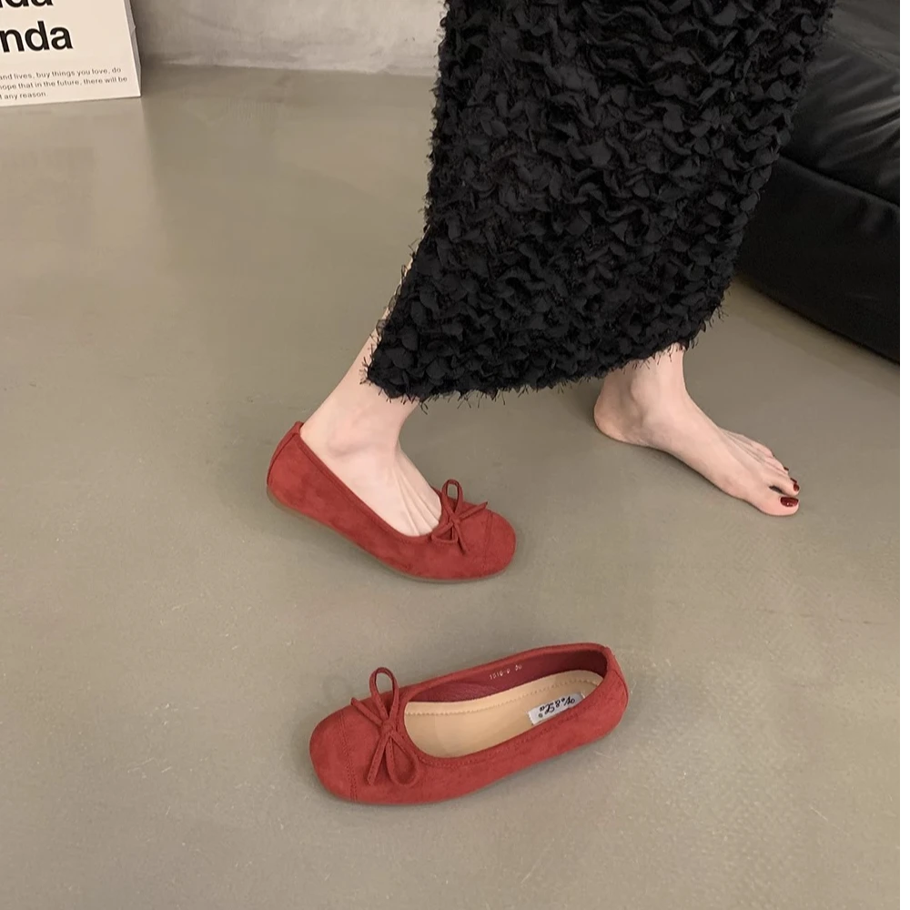 法式平底浅口单鞋女鞋2025新款复古绒面小红鞋仙女风芭蕾舞豆豆鞋
