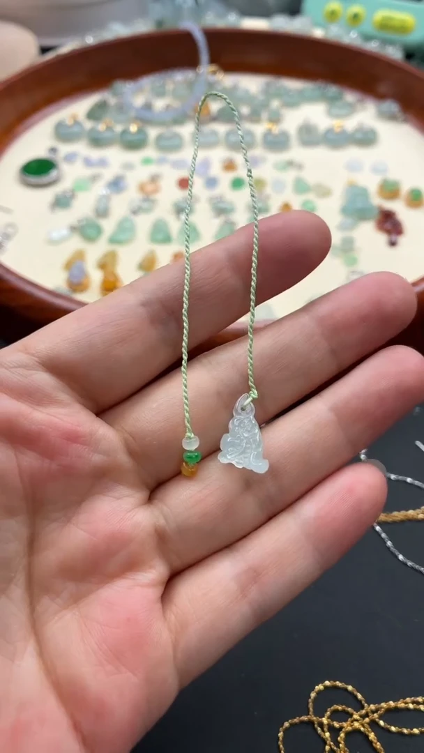 翡翠未镶嵌颈饰翡翠白菜手机绳