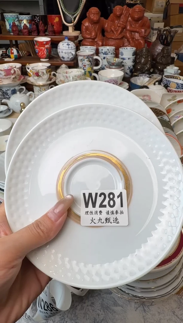 L*L L L L L L L L L L L L L