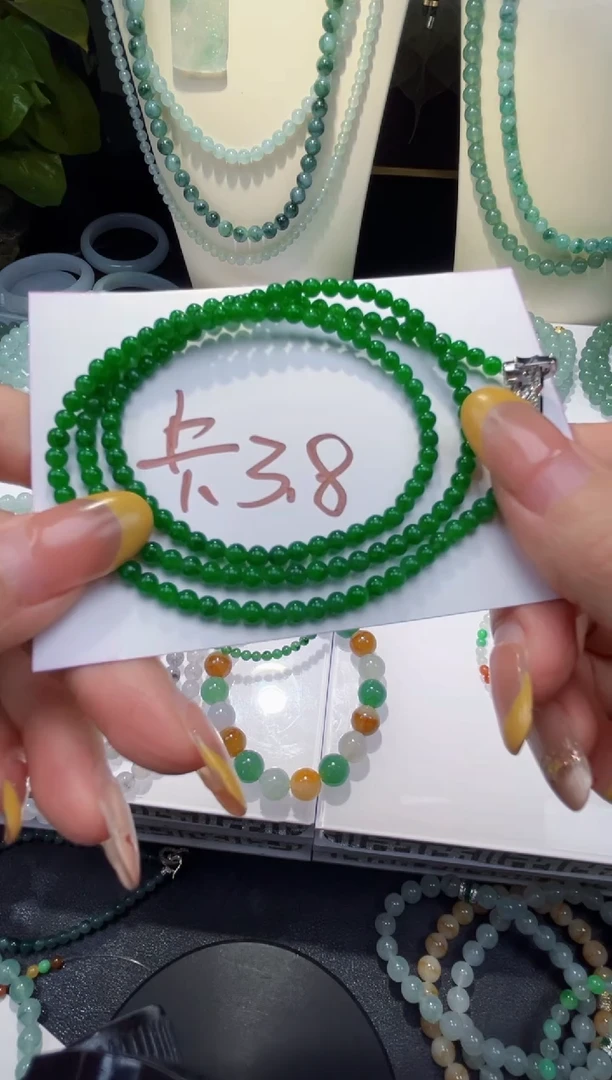 定制翡翠未镶嵌缅甸天然翡翠A货