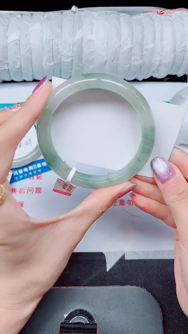 未镶嵌手镯石英质玉441-60/61