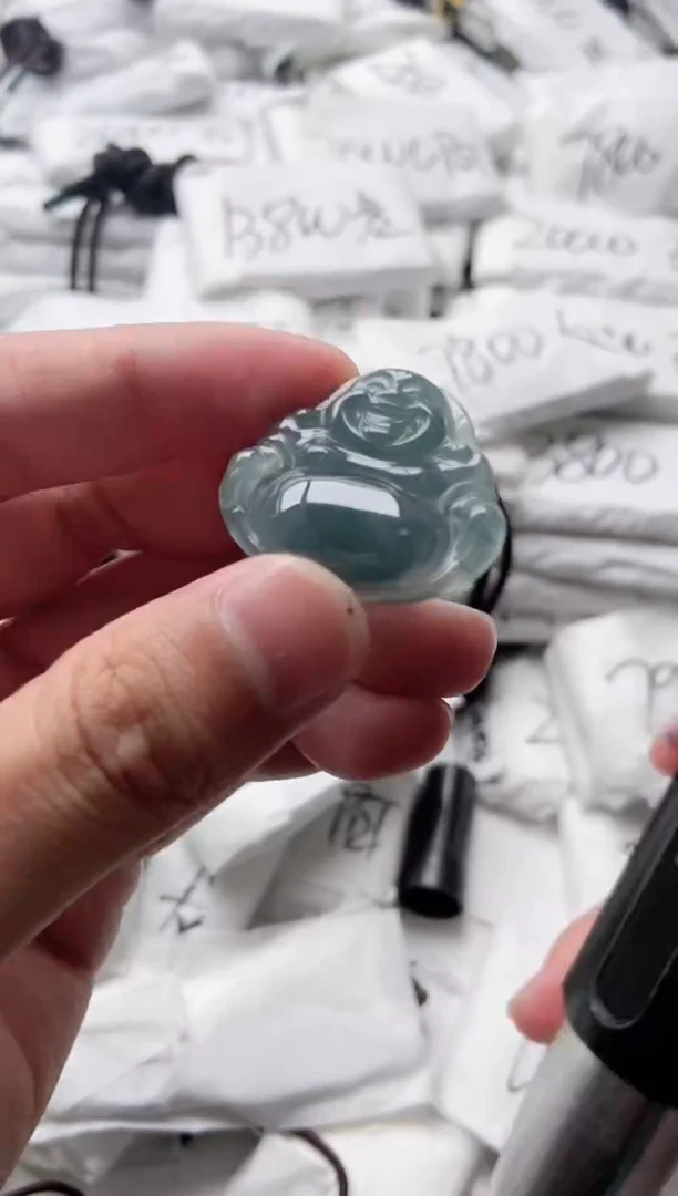 翡翠未镶嵌颈饰8888888888888