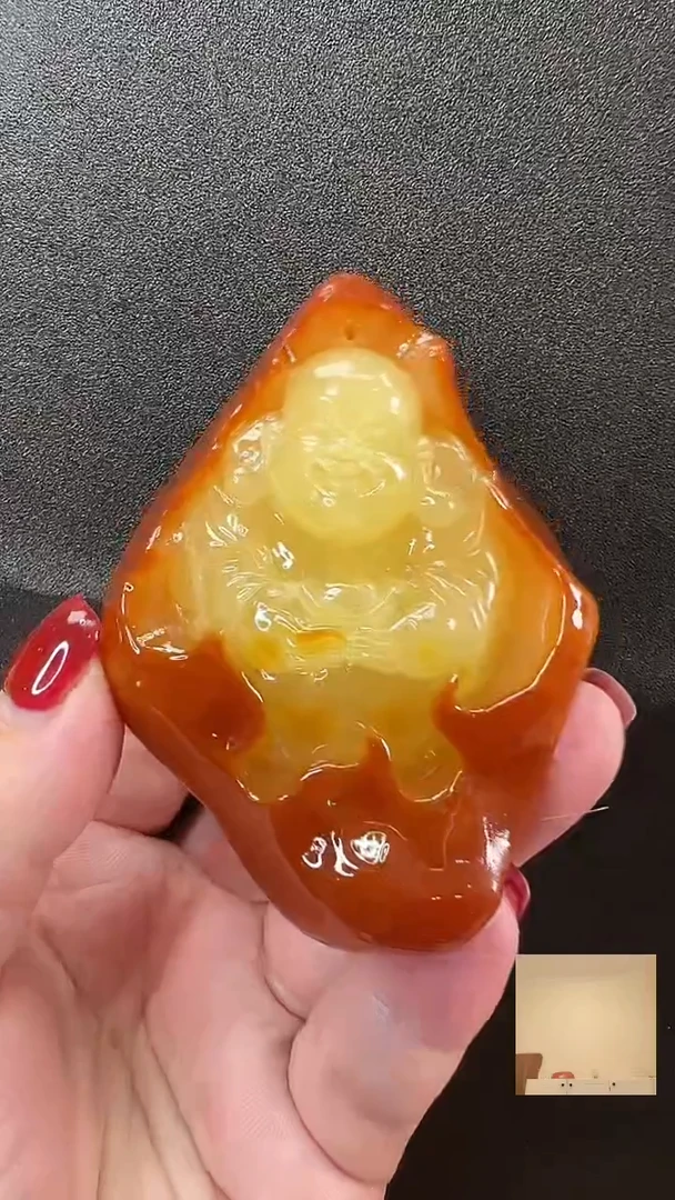 未镶嵌颈饰琥珀吊坠